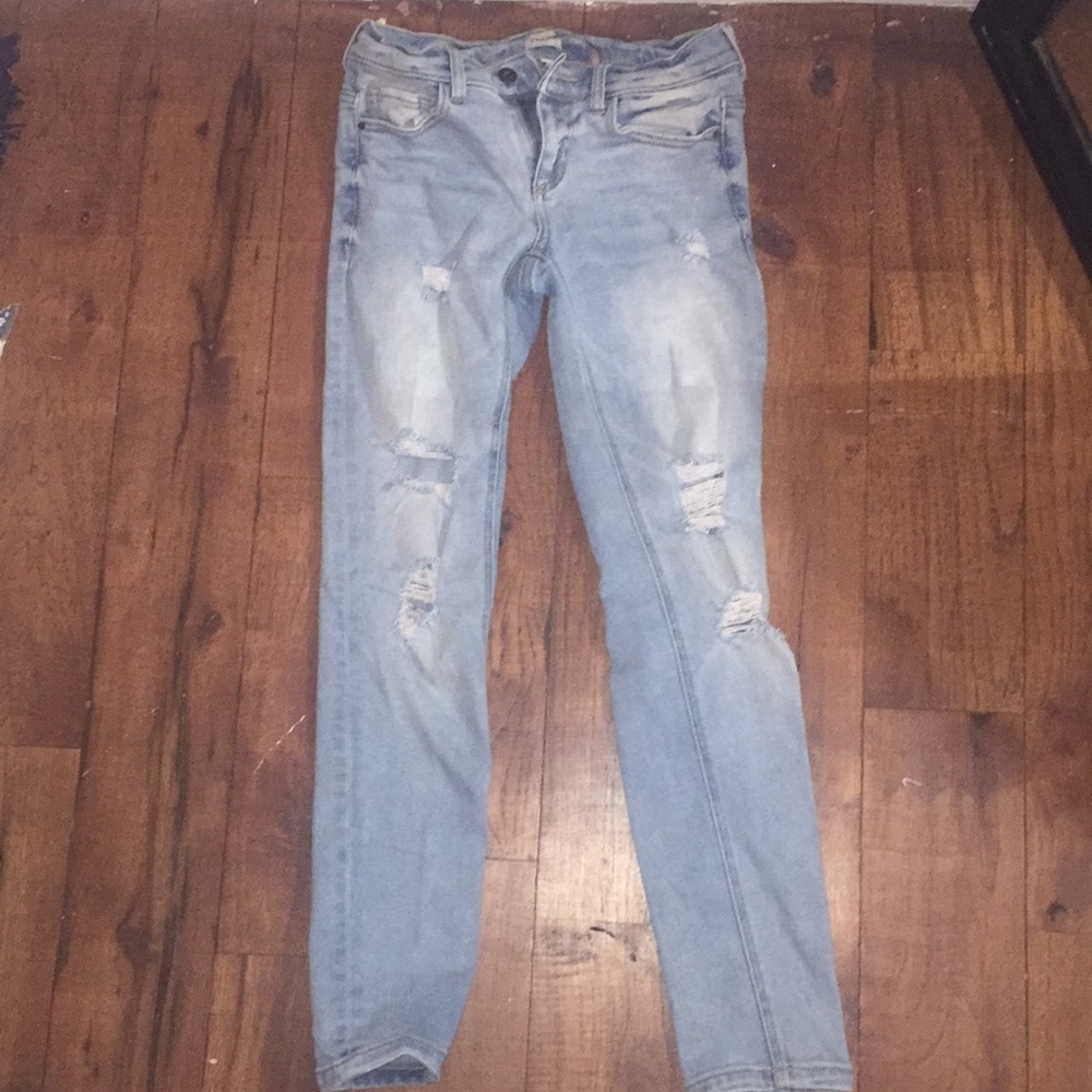 Sneak peek jeans